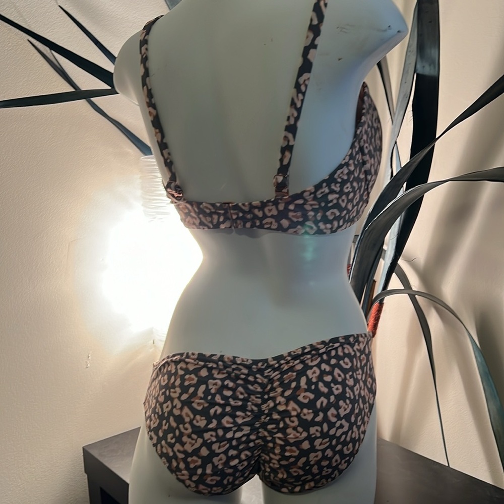 Bikini Set - Picture 5 of 15